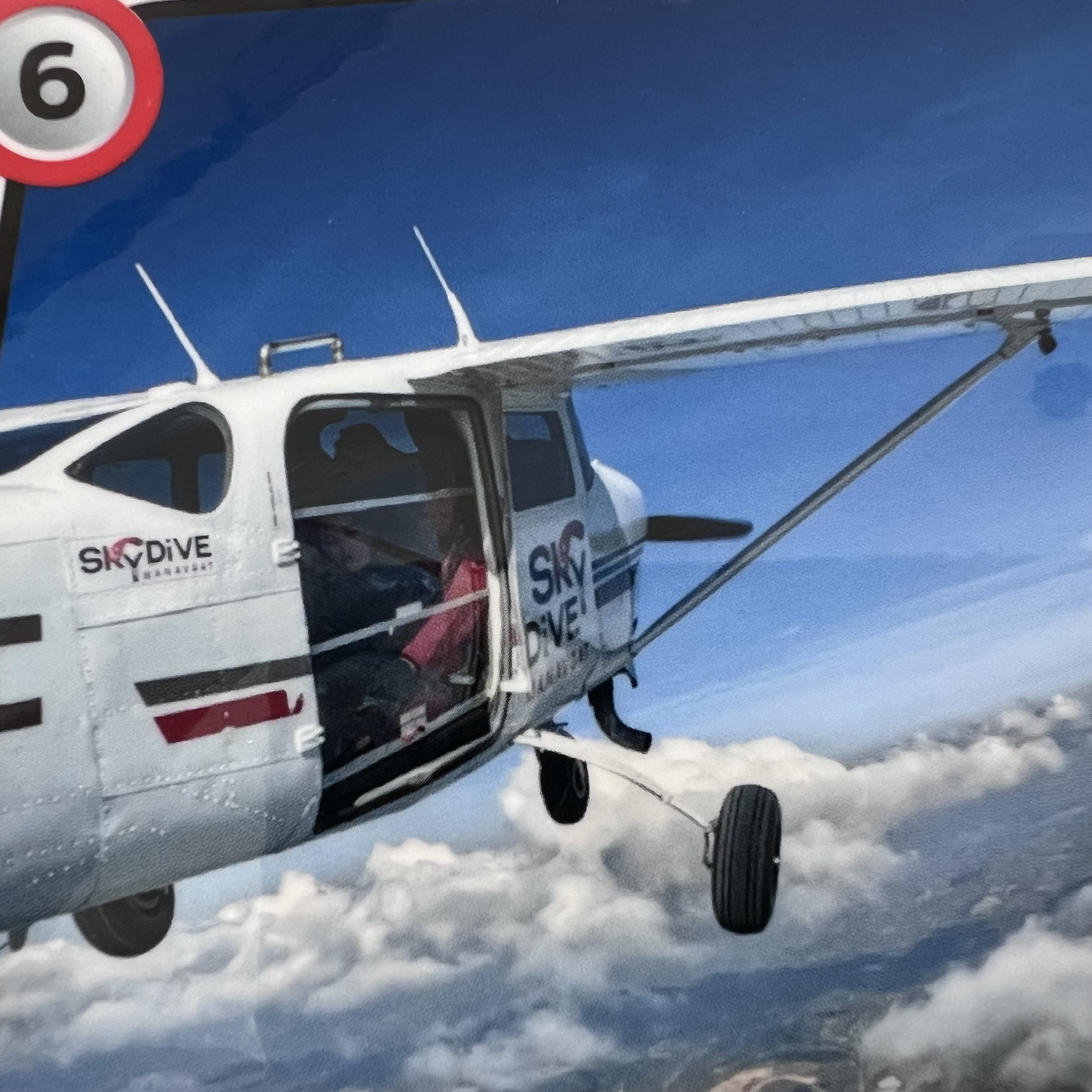 listing-details-carousel