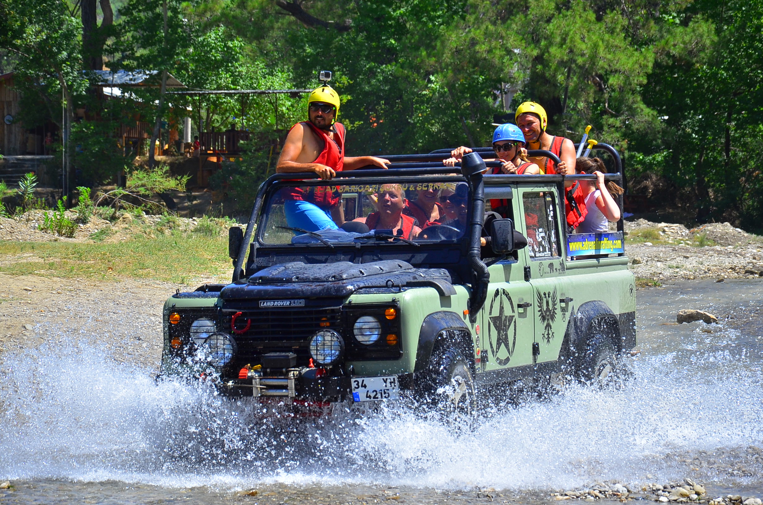 Experience the Thrill of Side Jeep Safari Tours